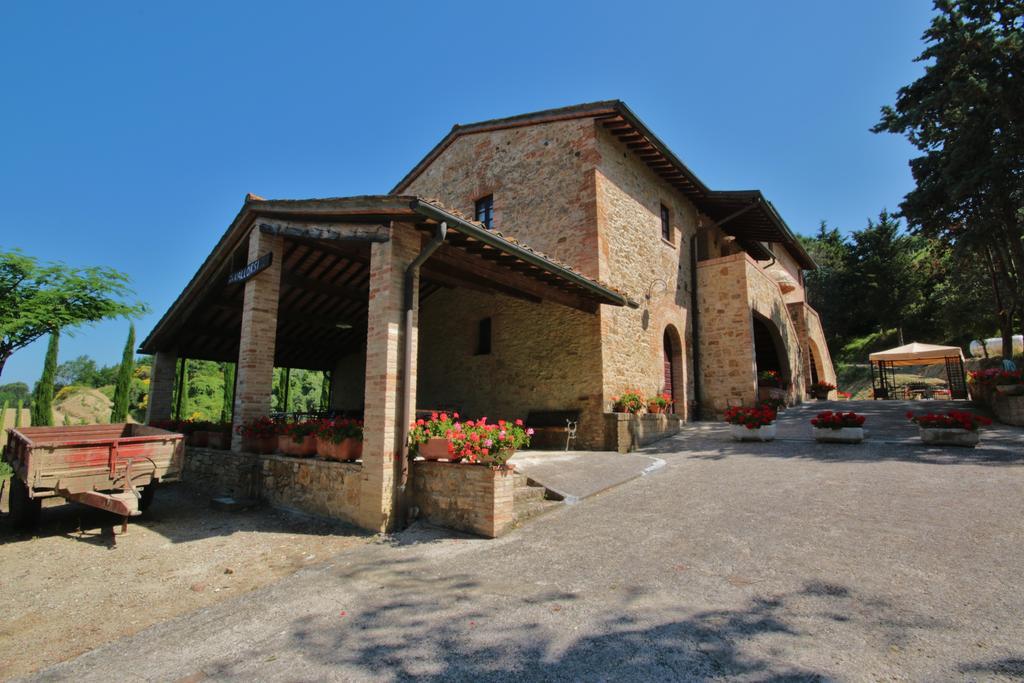 Azienda Agricola E Agriturismo Vallorsi Terricciola Exterior foto