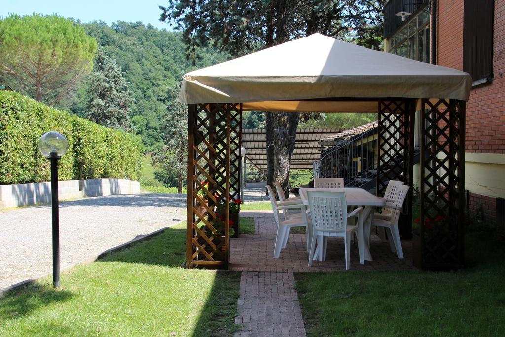Azienda Agricola E Agriturismo Vallorsi Terricciola Habitación foto