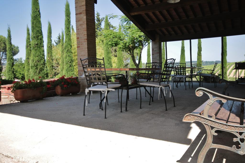 Azienda Agricola E Agriturismo Vallorsi Terricciola Exterior foto